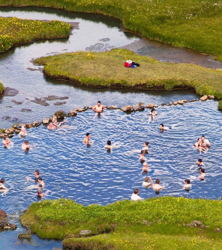Landmannalaugar-bathing-hotspring-Iceland2