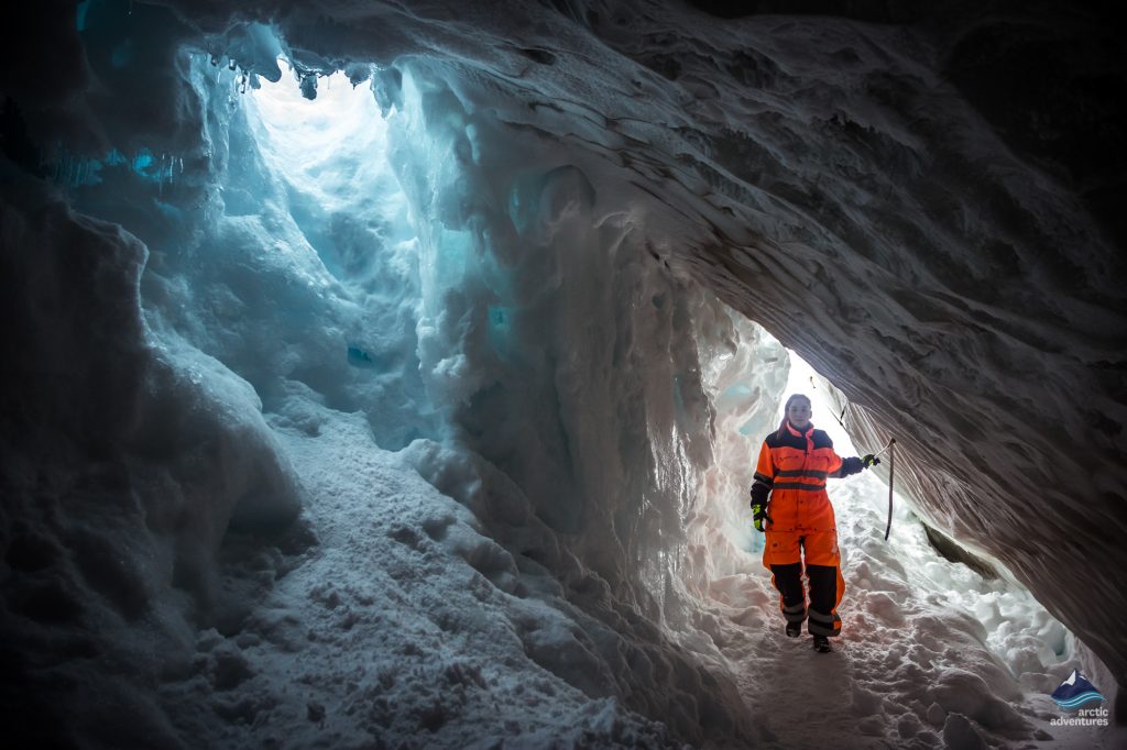 Snowmobiling-tour-Langjokull-glacier-Iceland66