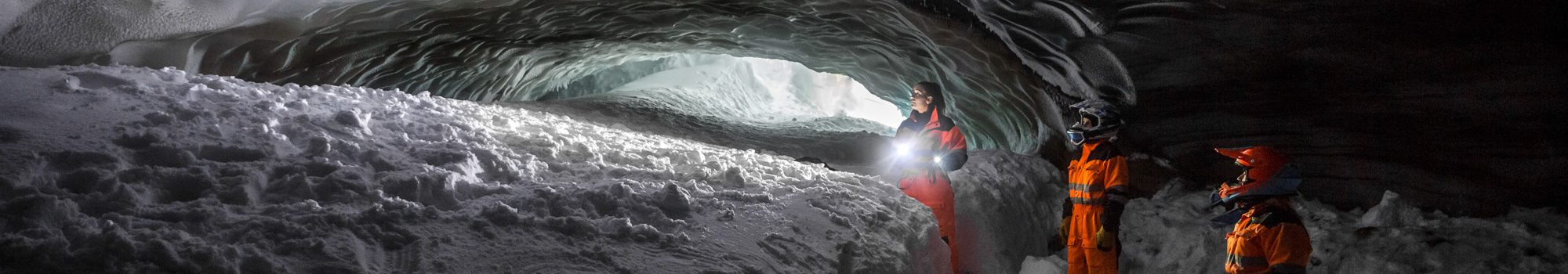 Snowmobiling-tour-Langjokull-glacier-Iceland66