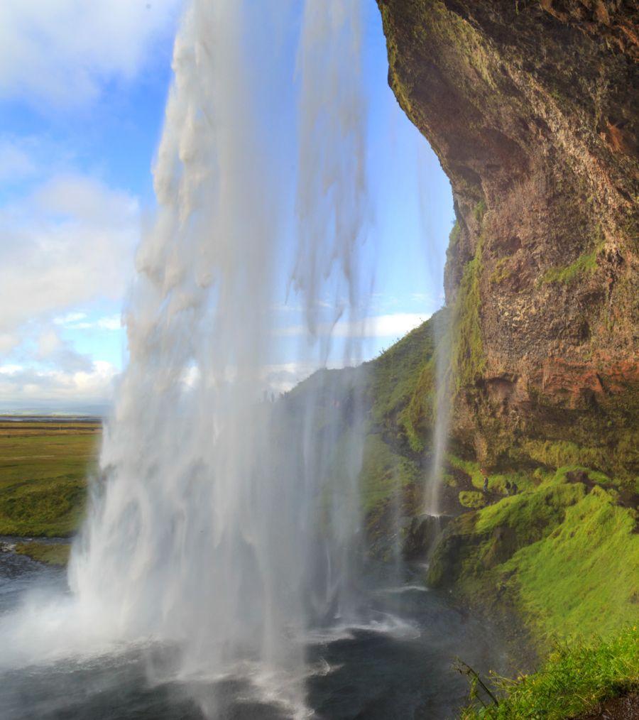Seljalandsfoss-waterfall-South-Iceland