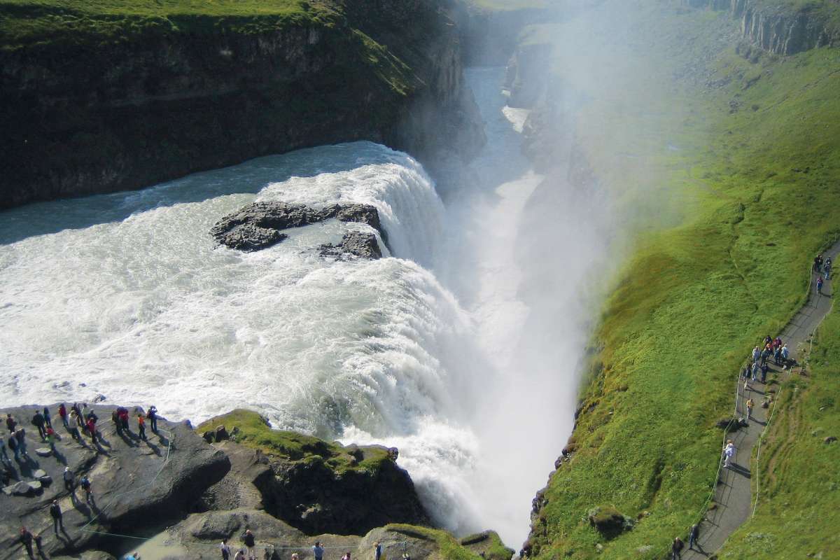 Gullfoss-Waterfall-Golden-Circle-Iceland