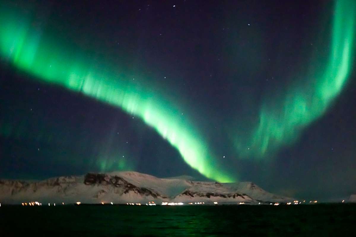 Northern-light-boat-tour-Iceland