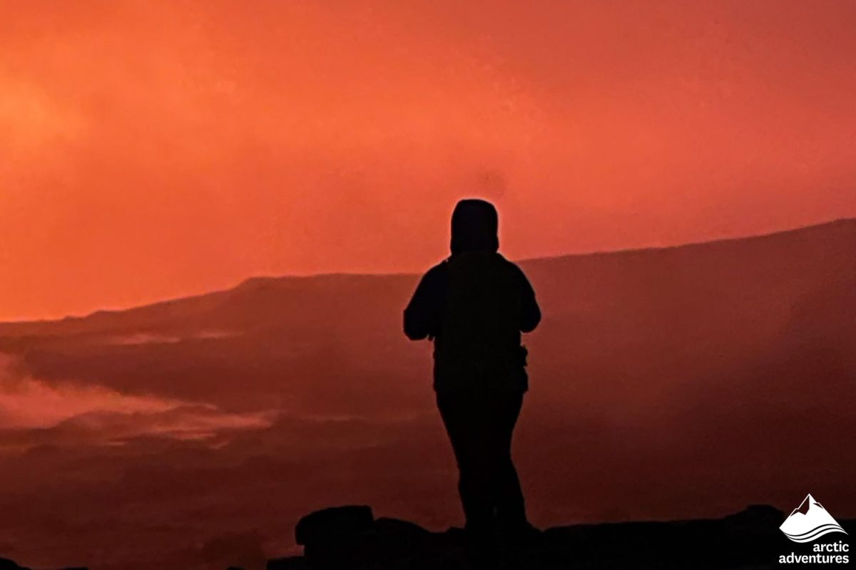 走入火山