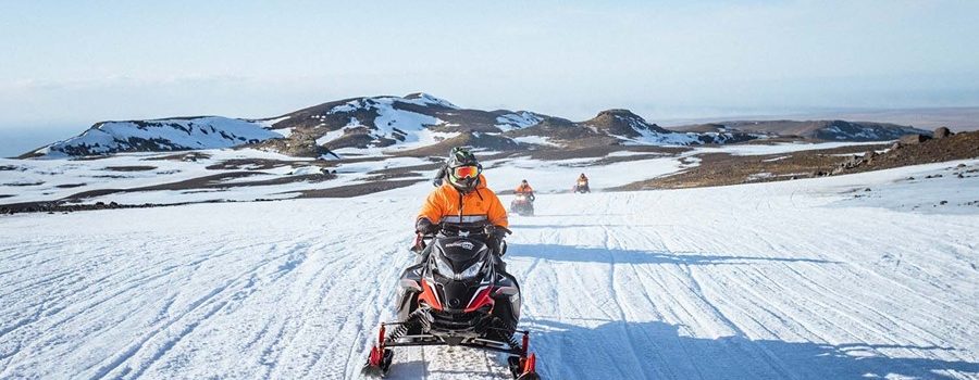 艾雅法拉冰盖雪地摩托-自驾汇合| Arctic Adventures