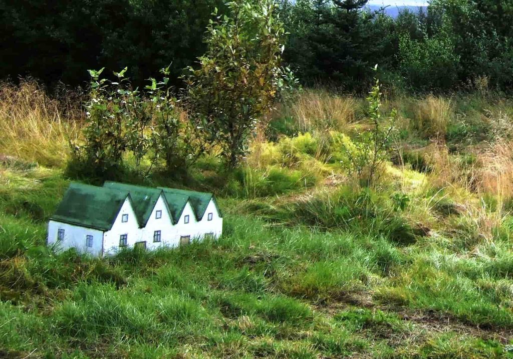 elf house